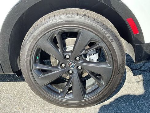 Used 2024 Buick Envision Sport Touring image 14