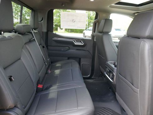 New 2026 Chevrolet Silverado 1500 LTZ w/ LTZ Premium Package AWD/4WD image 16