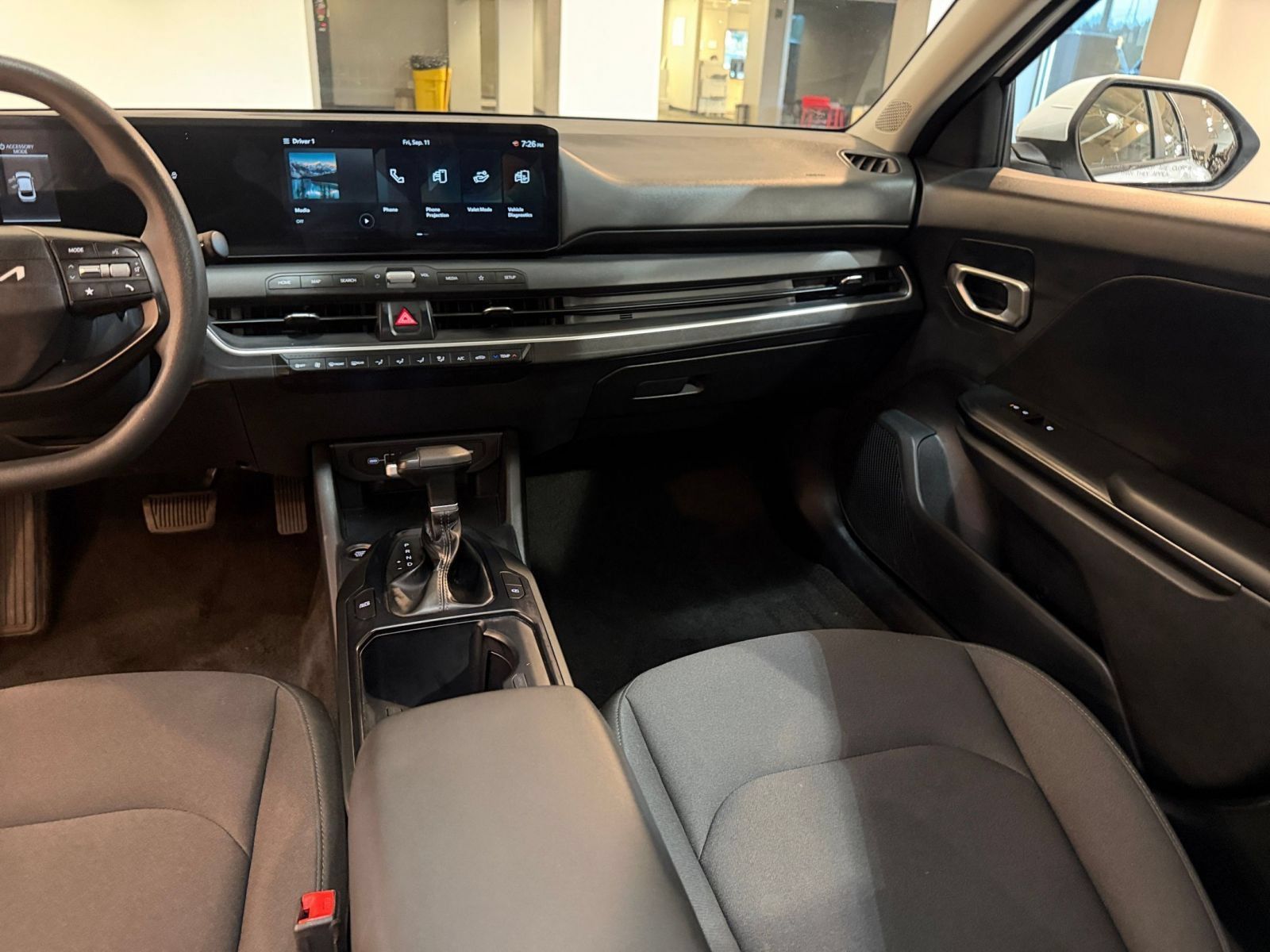 Used 2026 Kia K4 FWD image 34