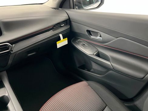 New 2026 Nissan Sentra SR image 10