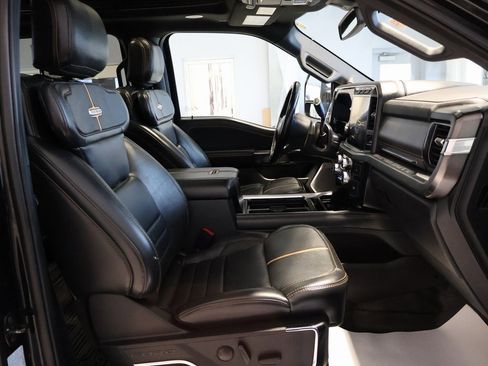 Used 2023 Ford F350 Platinum w/ Tremor Off-Road Package image 45