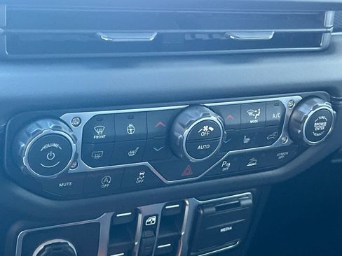 New 2026 Jeep Wrangler Rubicon w/ Safety Group image 20