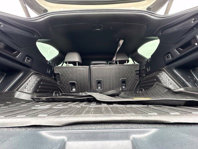 Used 2022 Subaru Outback Wilderness w/ Wilderness Package AWD/4WD image 11