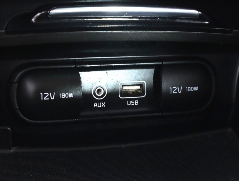 Used 2020 Kia Optima LX FWD image 24