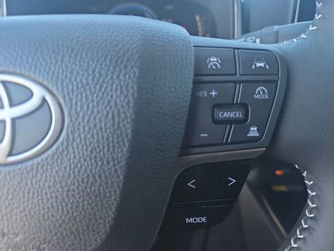 Used 2026 Toyota Camry SE w/ Convenience Package FWD image 18
