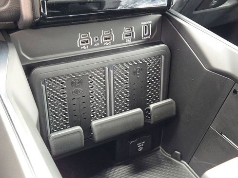 New 2026 RAM 1500 Laramie w/ Night Edition image 29