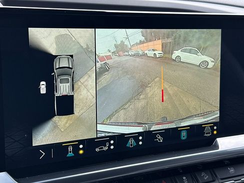 Used 2023 GMC Sierra 1500 SLT w/ SLT Premium Plus Package image 23