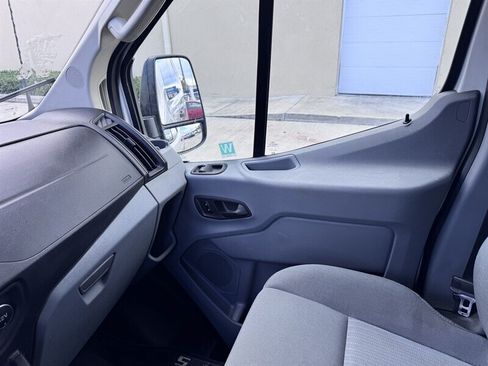 Used 2016 Ford Transit 250 130 Low Roof w/ Exterior Upgrade Package RWD image 11