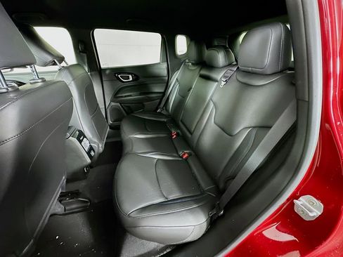 New 2026 Jeep Compass Limited image 30