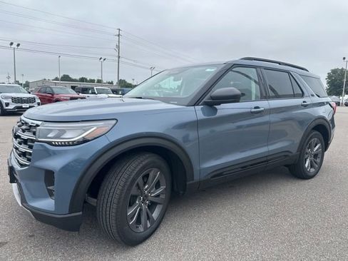 New 2026 Ford Explorer Active AWD/4WD image 27