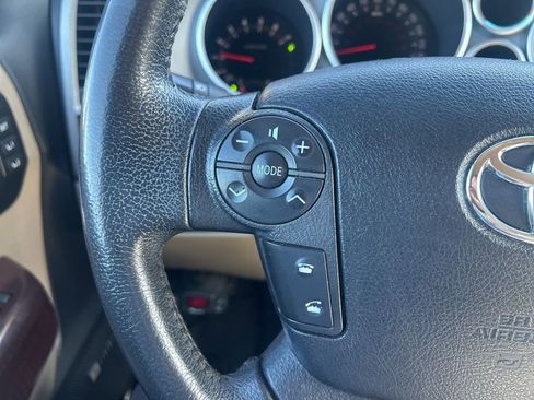 Used 2013 Toyota Sequoia Platinum AWD/4WD image 24