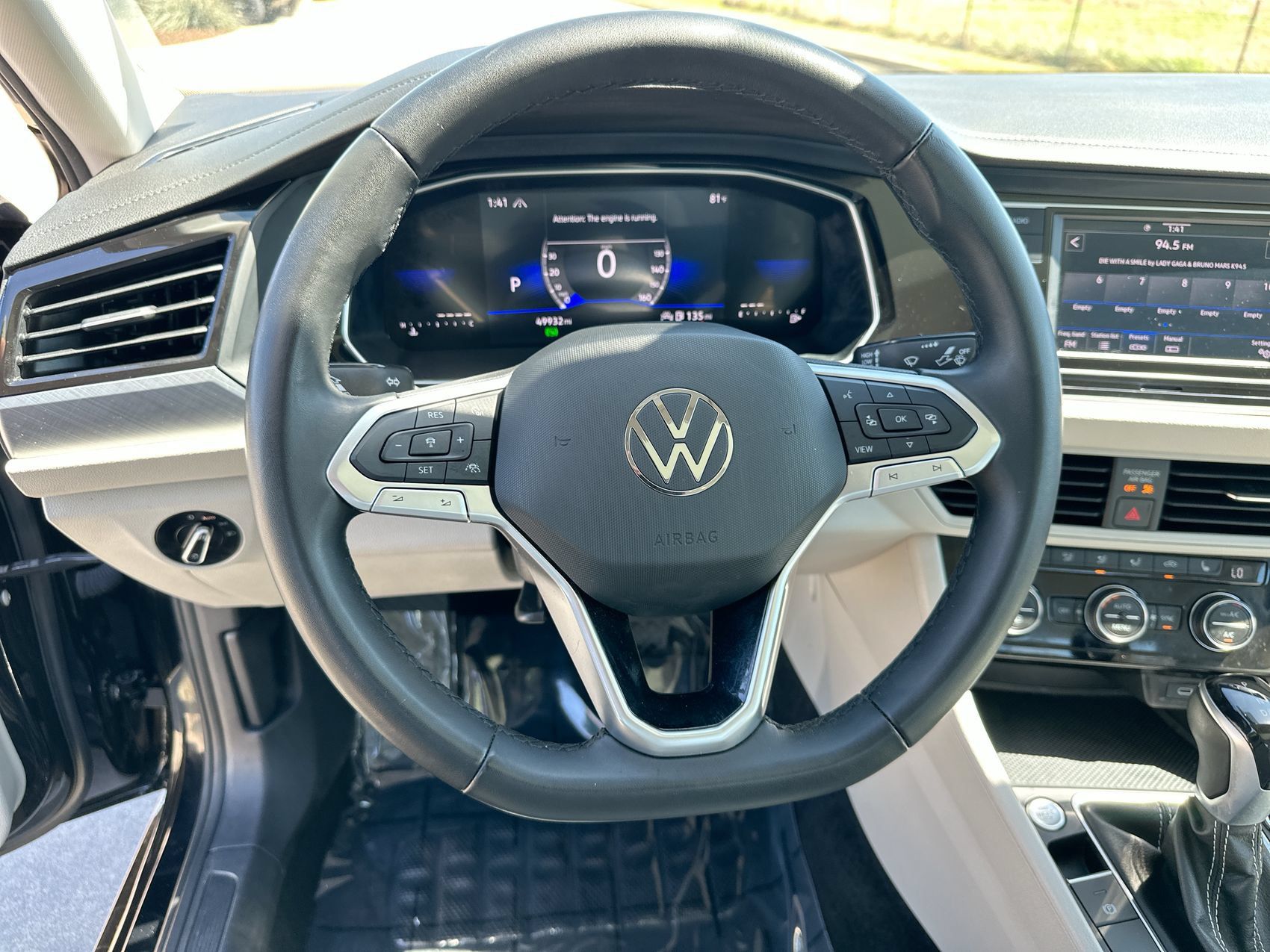 Used 2024 Volkswagen Jetta SE FWD image 14