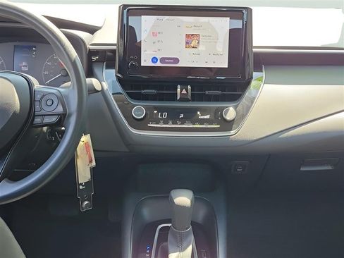 Used 2023 Toyota Corolla LE FWD image 14