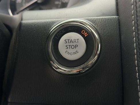 Used 2022 INFINITI QX80 Luxe image 22