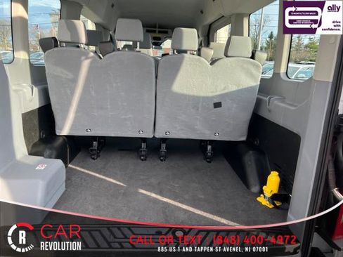 Used 2019 Ford Transit 350 XLT image 9