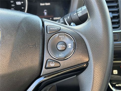 Used 2019 Honda HR-V EX image 26