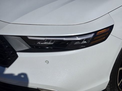 New 2025 Honda Accord Touring image 9