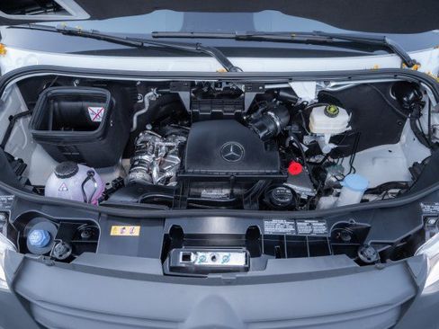 New 2025 Mercedes-Benz Sprinter 2500 image 23