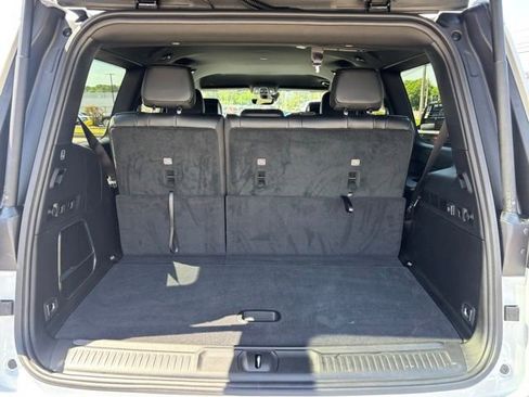 New 2026 Jeep Grand Wagoneer 2WD image 10