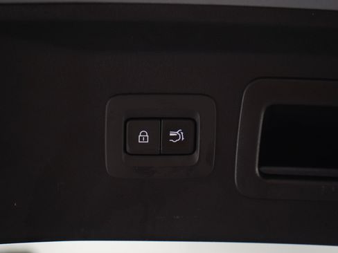 Used 2024 MAZDA CX-90 Plug-In Hybrid w/ Premium Pkg AWD/4WD image 18