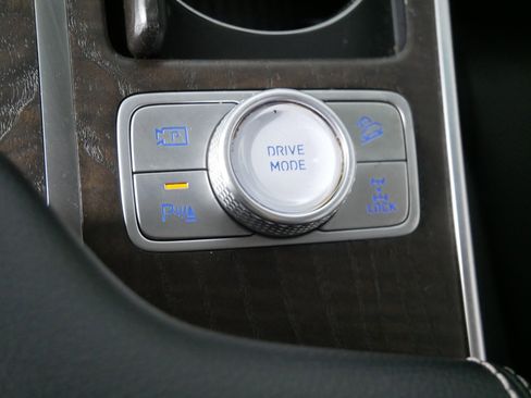 Used 2021 Genesis GV80 2.5T w/ Advanced Package 02 image 32