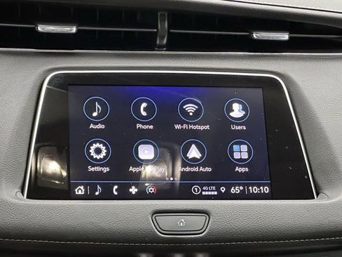 Used 2023 Cadillac XT4 Premium Luxury w/ Cold Weather Package FWD image 17