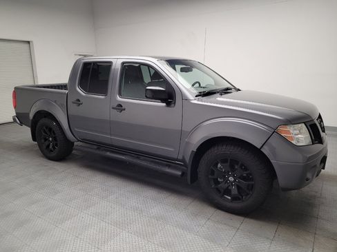 Used 2019 Nissan Frontier SV w/ Value Truck Package RWD image 11