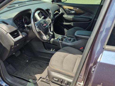 Used 2019 GMC Terrain SLE w/ Driver Convenience Package FWD image 11