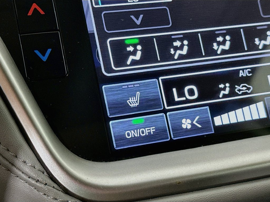 Certified 2024 Subaru Outback Premium AWD/4WD image 28