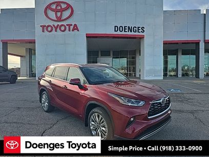 New 2026 Toyota Highlander Platinum