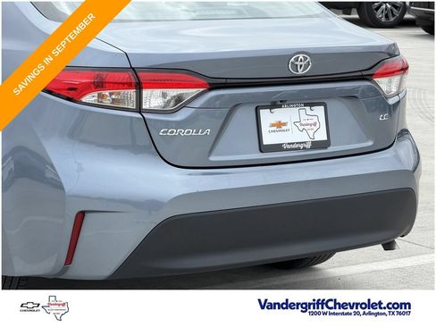 Used 2025 Toyota Corolla LE FWD image 6