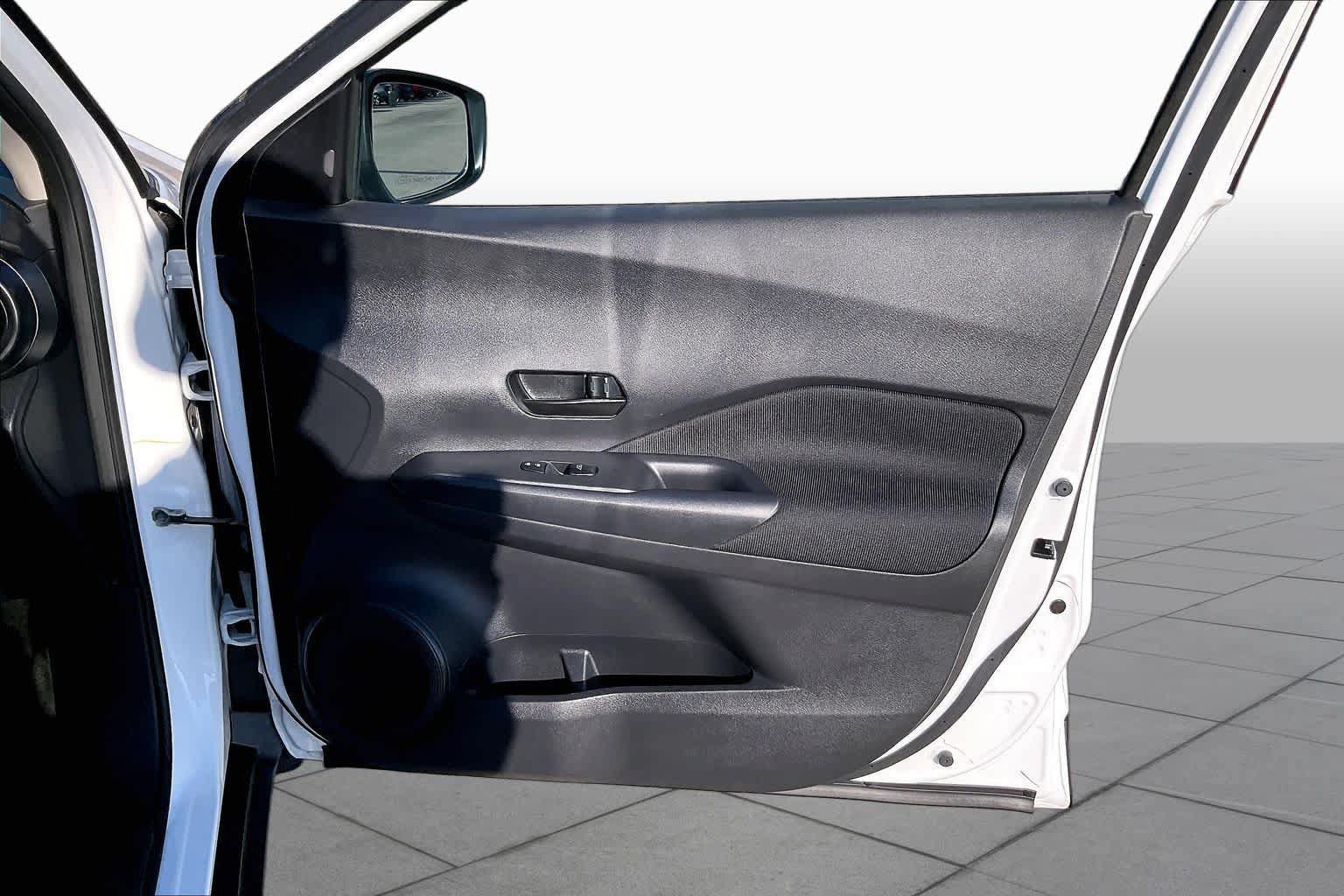 Used 2023 Nissan Kicks S FWD image 21