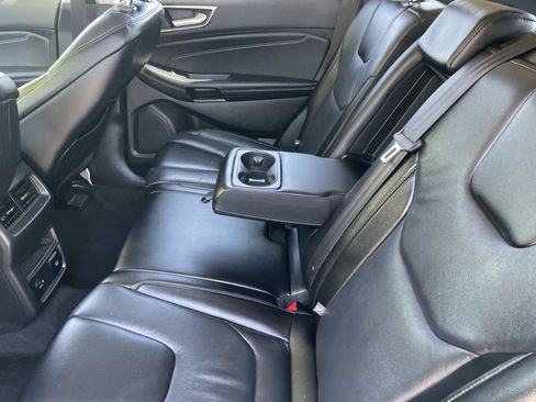 Used 2022 Ford Edge Titanium AWD/4WD image 23