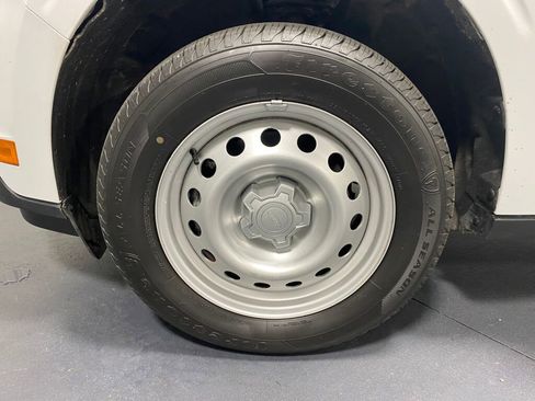 Used 2022 Ford Maverick XL image 12