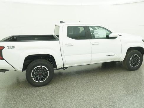 New 2025 Toyota Tacoma TRD Sport image 40