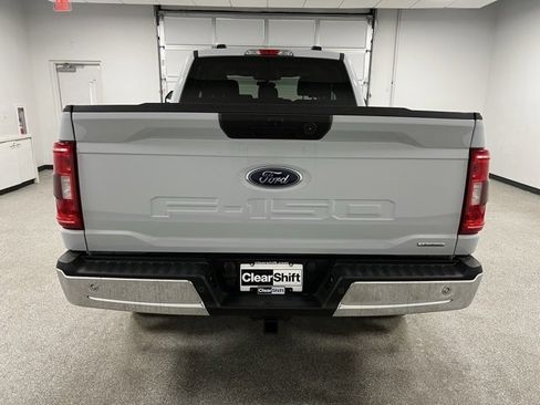 Used 2022 Ford F150 XLT w/ Trailer Tow Package image 10