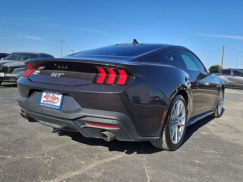 Used 2024 Ford Mustang GT Premium image 7