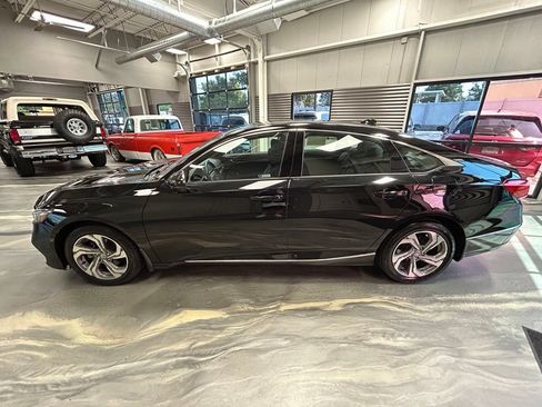 Used 2018 Honda Accord EX-L image 33