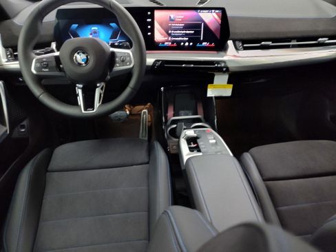 New 2026 BMW X1 xDrive28i w/ Technology Package image 25