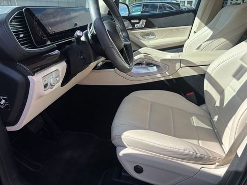 Used 2024 Mercedes-Benz GLE 450e 4MATIC image 9
