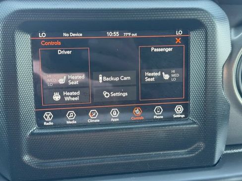 Used 2023 Jeep Wrangler Unlimited w/ Cold Weather Group AWD/4WD image 31