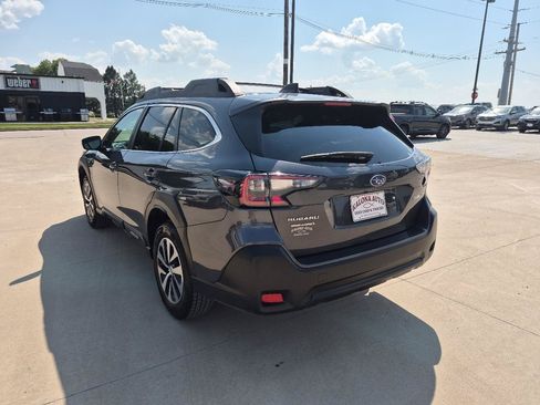 Used 2025 Subaru Outback Premium AWD/4WD image 8
