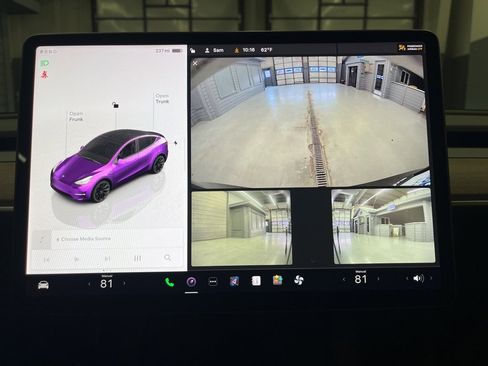 Used 2022 Tesla Model Y Long Range image 16