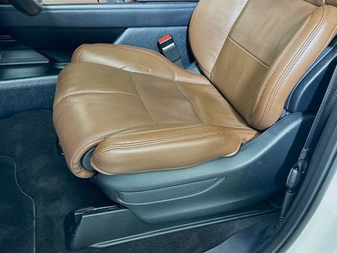 Used 2023 Lincoln Navigator L Reserve image 20