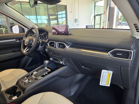 New 2025 MAZDA CX-5 AWD 2.5 S w/ Preferred Package image 5