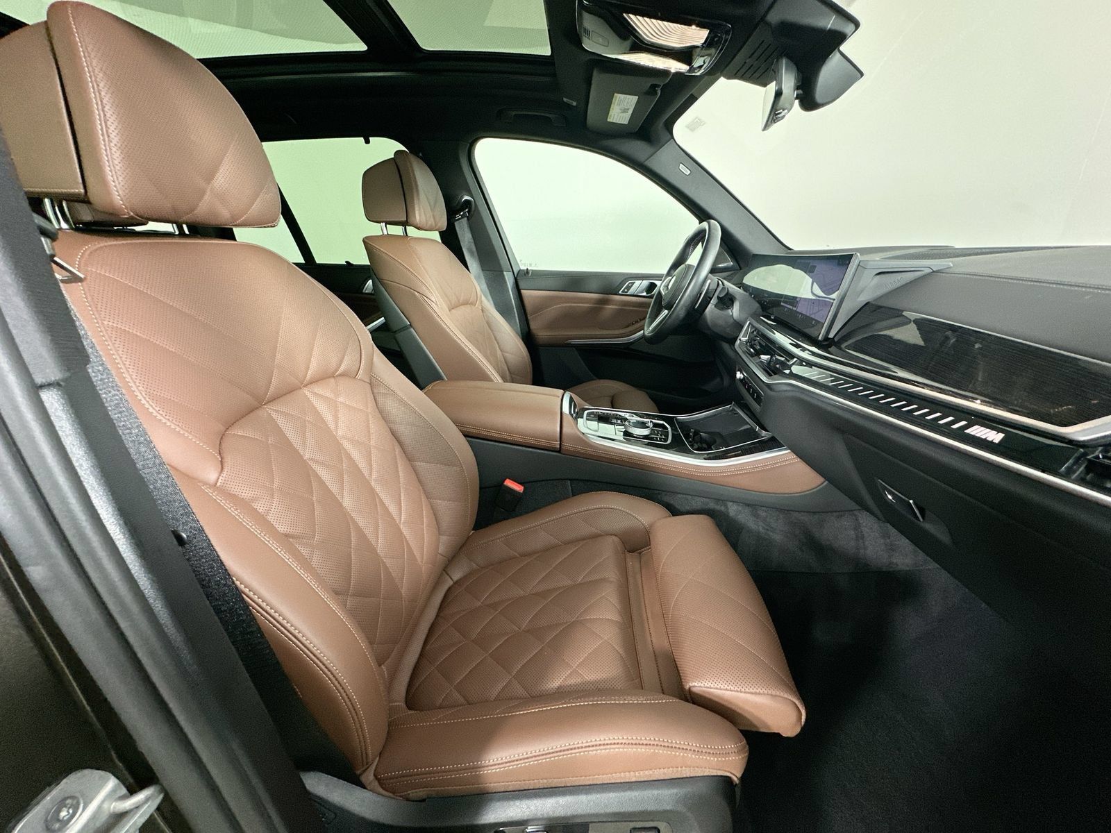 Used 2026 BMW X5 M60i AWD/4WD image 43