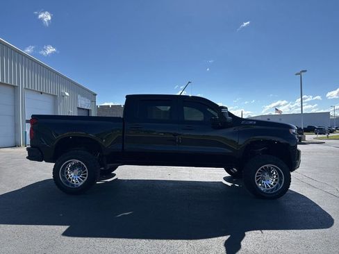 Used 2021 Chevrolet Silverado 1500 Custom Trail Boss w/ Realtree Special Edition AWD/4WD image 8