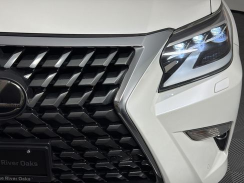 Used 2021 Lexus GX 460 Premium w/ Premium Package AWD/4WD image 11