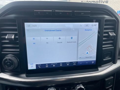 Used 2022 Ford F150 Lariat w/ Equipment Group 502A High image 16