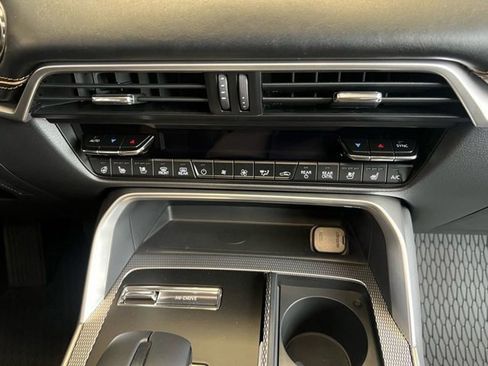 New 2026 MAZDA CX-90 Plug-In Hybrid w/ Preferred AWD/4WD image 11